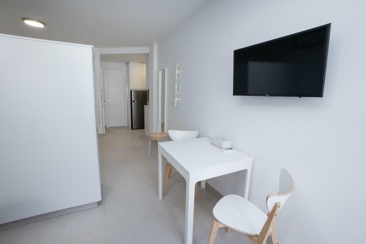 Apartamentos Mombasa 1 Planta Nerja Extérieur photo